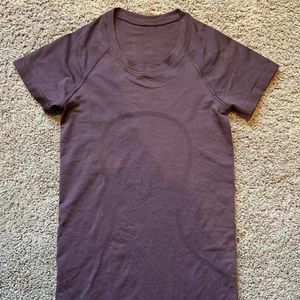 Lululemon swiftly tech shirf